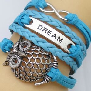 🎉1  hr sale 🎉Owl bracelet